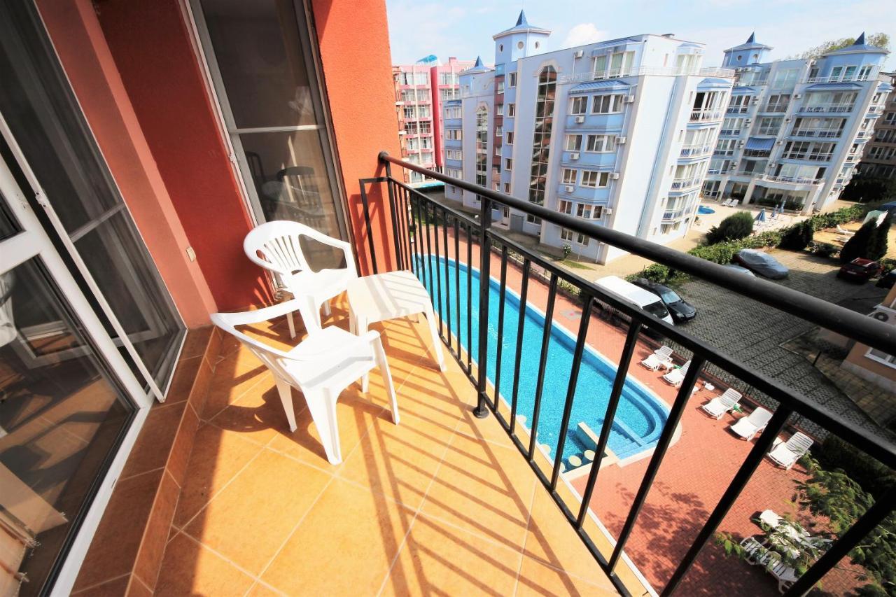 Sunset Beach - Menada Apartments Слънчев бряг Екстериор снимка