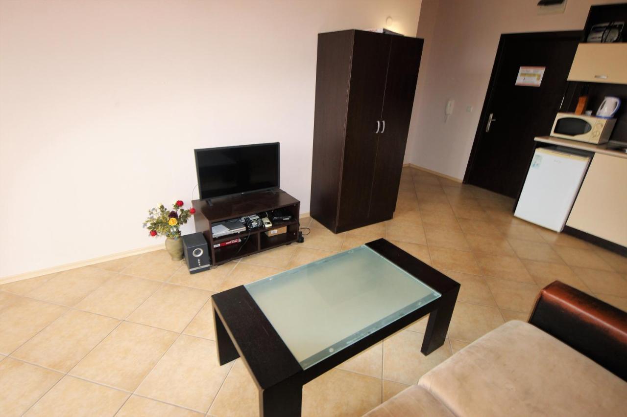 Sunset Beach - Menada Apartments Слънчев бряг Екстериор снимка
