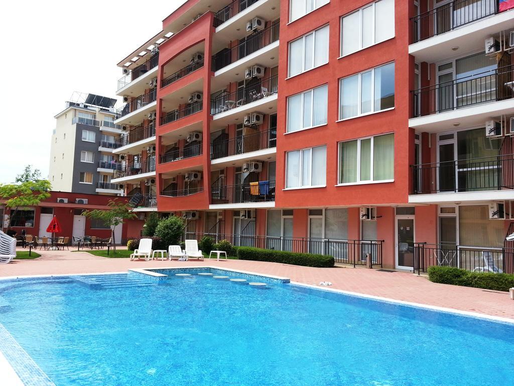 Sunset Beach - Menada Apartments Слънчев бряг Екстериор снимка